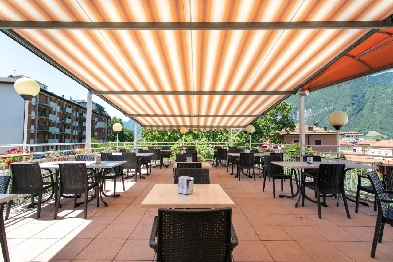 Appartamento Grande Al Ponte. Situato Vicino All'Ospedale, Al Parco E Al Centro Citta Trento Luaran gambar